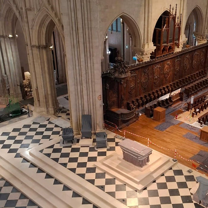 Porto Beige, Nova Blue Honed 12x12 Limestone Checkerboard Tile