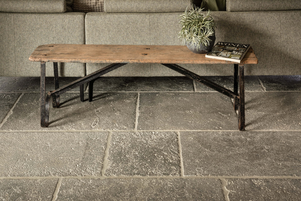 Deauville Gris Reclaimed Blend 16xRL Limestone Tile