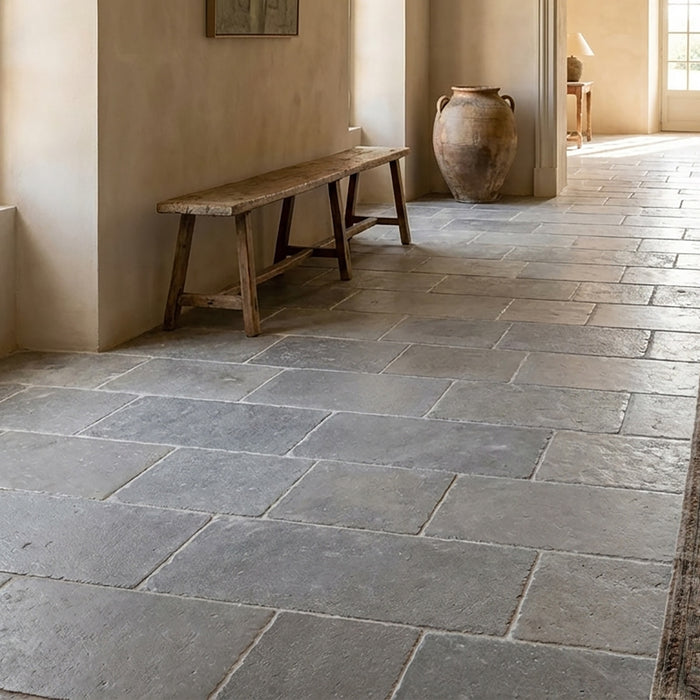 Deauville Gris Reclaimed Blend 16xRL Limestone Tile